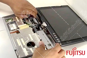 تعمیر ال سی دی لپ تاپ فوجیتسو